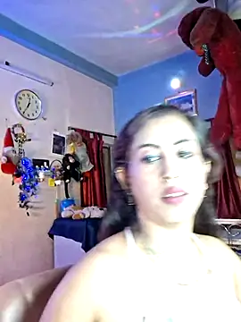 Snapshot of Love_Beauty01 chatting on June 2026 06:46:02 PM Love Beauty01 online show from June 2026 06:46:02 PM