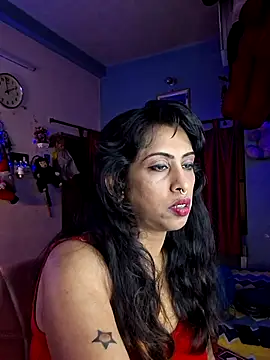 Love Beauty01 online show from April 2026 07:58:02 PM