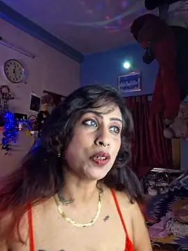 Snapshot of Love_Beauty01 chatting on June 2026 06:35:02 PM Love Beauty01 online show from June 2026 06:35:02 PM