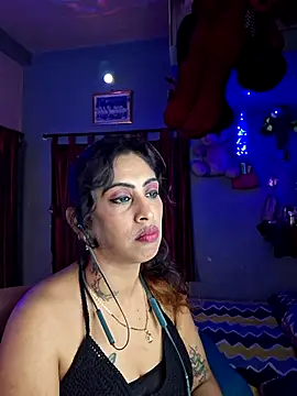 Love Beauty01 online show from April 2026 06:36:01 PM