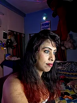 Snapshot of Love_Beauty01 chatting on June 2026 06:50:01 PM Love Beauty01 online show from June 2026 06:50:01 PM