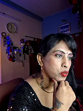 Love Beauty01 online show from May 2026 06:38:02 PM