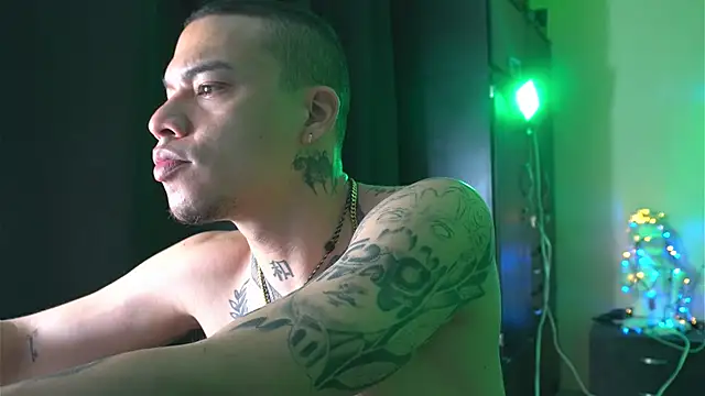 AlphaMasterXxx online show from March 2026 03:55:01 AM