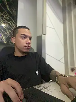 AlphaMasterXxx online show from October 2025 09:19:02 AM