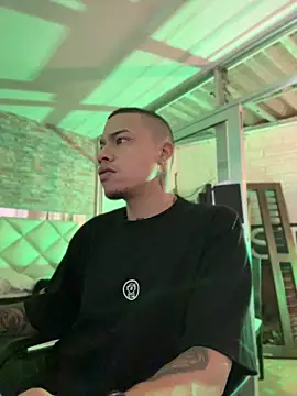 AlphaMasterXxx online show from April 2026 01:11:02 AM