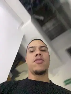 AlphaMasterXxx online show from November 2025 06:30:02 AM