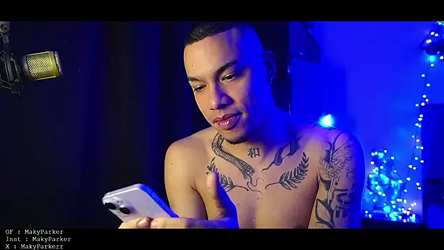 AlphaMasterXxx online show from January 2026 01:37:02 PM