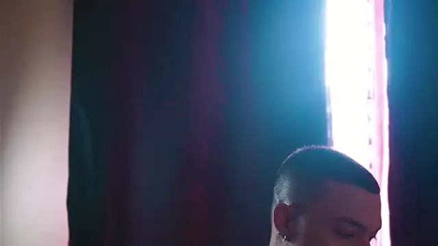 AlphaMasterXxx online show from February 2026 03:43:01 PM