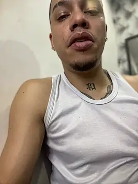 AlphaMasterXxx online show from November 2025 10:47:02 AM