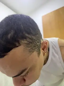 AlphaMasterXxx online show from November 2025 10:31:01 AM