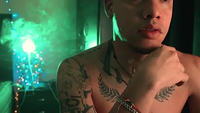 AlphaMasterXxx online show from April 2026 10:39:01 AM