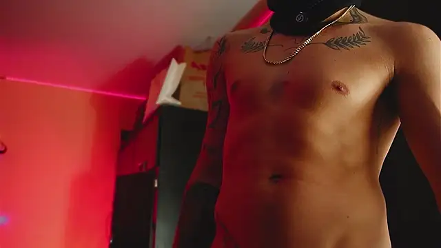 AlphaMasterXxx online show from March 2026 05:42:01 AM