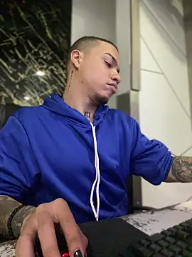 AlphaMasterXxx online show from November 2025 02:29:02 PM