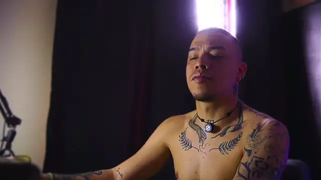 AlphaMasterXxx online show from February 2026 07:10:02 PM