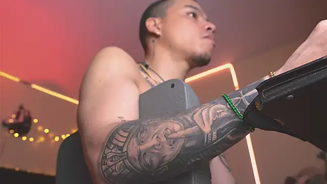 AlphaMasterXxx online show from March 2026 03:34:01 AM