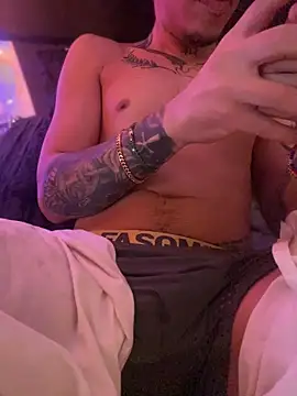 AlphaMasterXxx online show from March 2026 01:00:01 PM