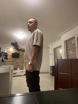 AlphaMasterXxx online show from March 2026 11:18:01 PM