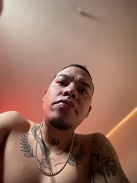 AlphaMasterXxx online show from February 2026 06:09:01 PM