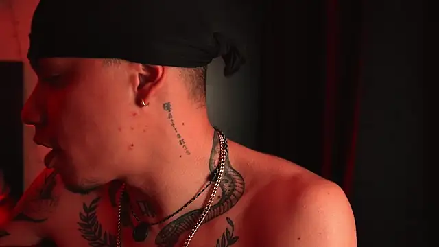 AlphaMasterXxx online show from April 2026 05:03:01 AM