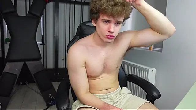 Ricky Becko online show from October 2025 02:47:02 PM