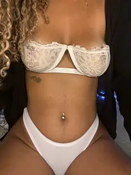 casadinha20 online show from June 2026 06:35:01 PM