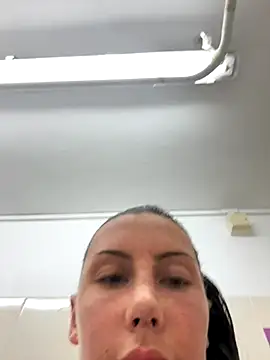 MilaRenee online show from October 2025 12:59:02 PM