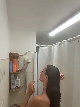 MilaRenee online show from December 2025 01:13:02 PM