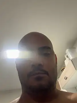 Morenocasado34liberal online show from October 2025 05:52:02 AM