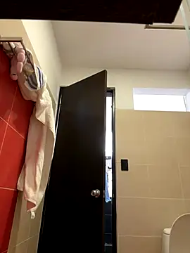 EmilyKisx online show from October 2025 12:26:02 PM