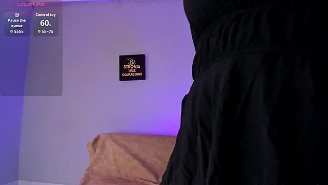 elizabethboltXXX online show from April 2026 07:41:02 PM