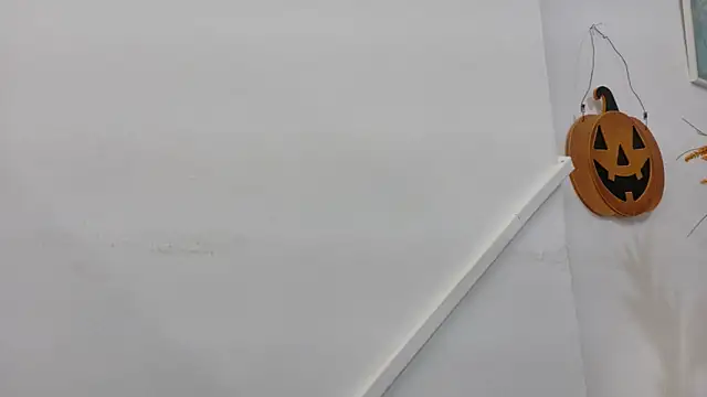 Lizbeth Rouse online show from November 2025 11:37:01 AM