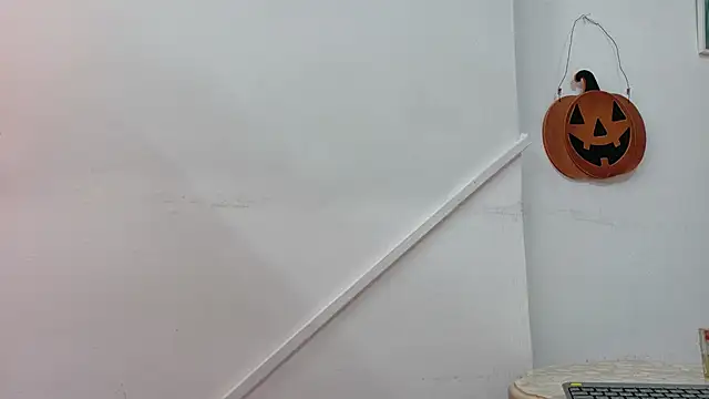 Lizbeth Rouse online show from October 2025 11:42:02 AM