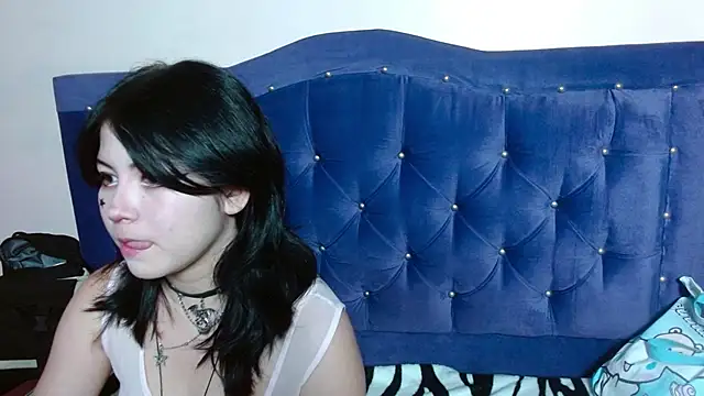 Ginebra Sensual online show from October 2025 12:28:01 PM