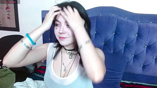 Ginebra Sensual online show from September 2025 12:34:02 PM