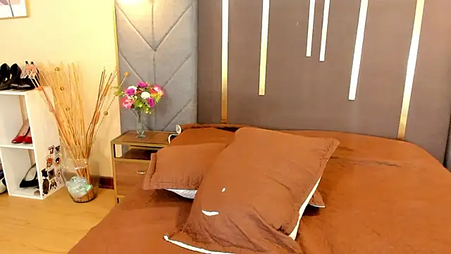 OliviGrace online show from March 2026 09:10:01 PM