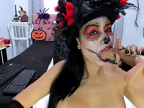 SamantaDarkk online show from November 2025 02:00:02 PM