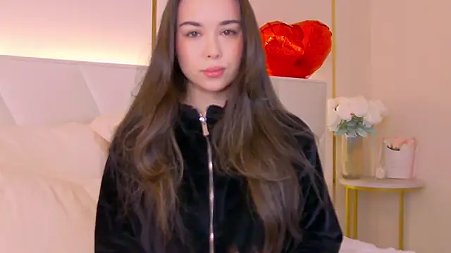 MiaMarlow online show from February 2026 09:56:02 PM