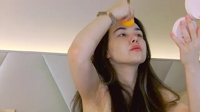 MiaMarlow online show from November 2025 08:46:02 PM