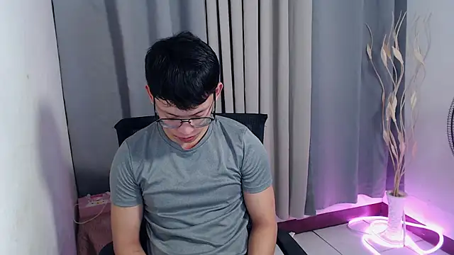 pinkcock froi2305 online show from April 2026 01:49:01 PM