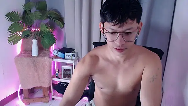 pinkcock froi2305 online show from December 2025 01:22:02 AM