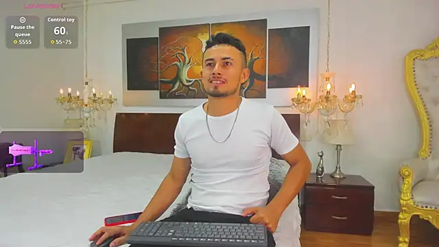 Valentiinoss online show from February 2026 08:37:01 PM