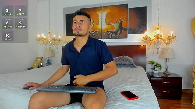 Valentiinoss online show from November 2025 08:36:02 PM