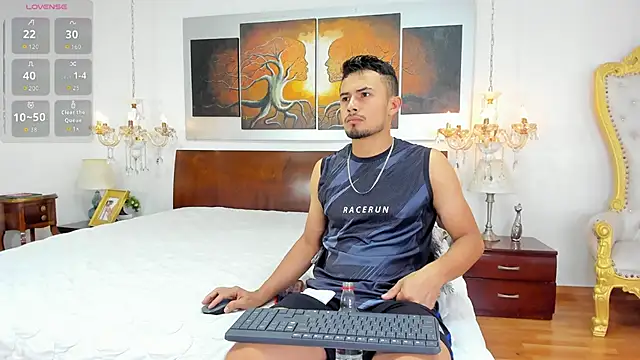 Valentiinoss online show from February 2026 09:04:02 PM