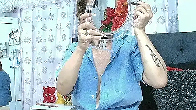 Victoriacoperino online show from November 2025 03:27:02 PM