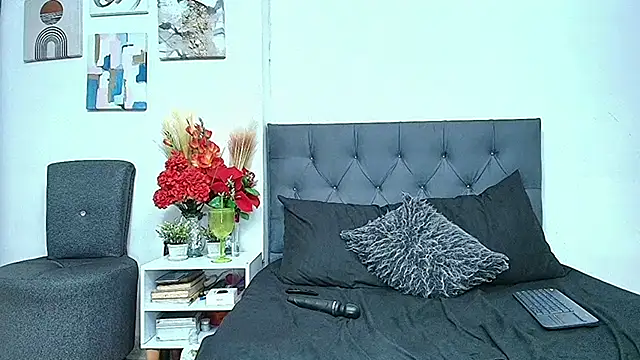 Victoriacoperino online show from October 2025 02:20:02 PM