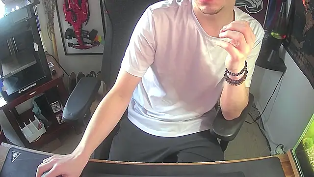 k dick online show from February 2026 01:05:01 AM