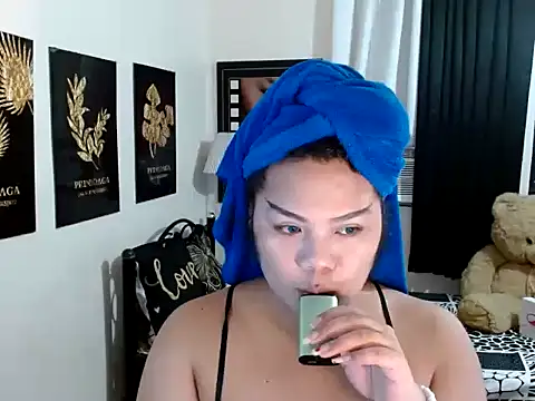 TSbrianaHugeCock online show from February 2026 11:39:02 AM