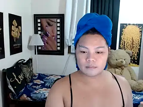 TSbrianaHugeCock online show from February 2026 01:55:01 PM