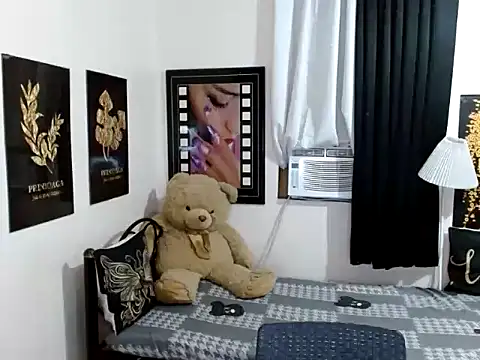 TSbrianaHugeCock online show from March 2026 05:44:02 PM