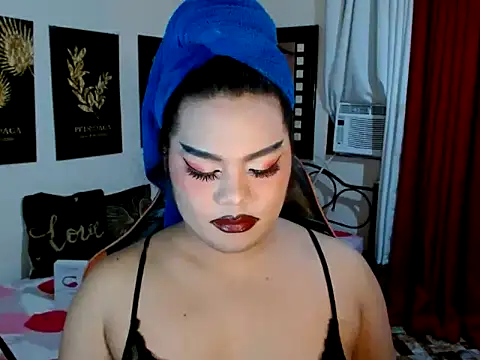 Snapshot of TSbrianaHugeCock chatting on November 2025 12:31:02 PM TSbrianaHugeCock online show from November 2025 12:31:02 PM